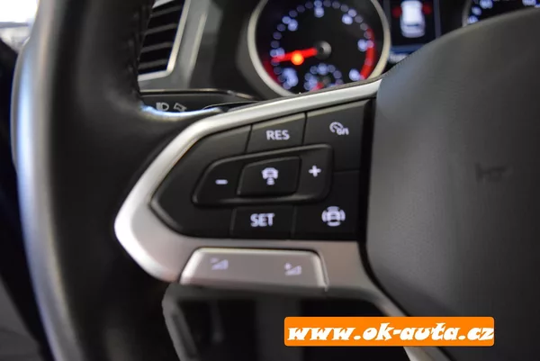Volkswagen Tiguan 2.0 TDI LIFE 4 MOTION DSG - foto 46
