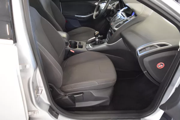 Ford Focus 1.6 TDCI CEBIE - foto 11