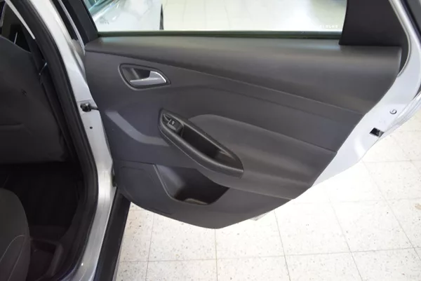 Ford Focus 1.6 TDCI CEBIE - foto 17