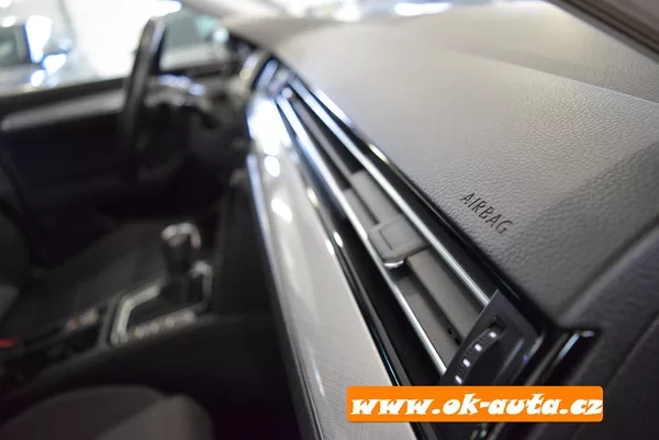 Volkswagen Passat 2.0 TDI BUSINESS DSG 97 000 KM - foto 29