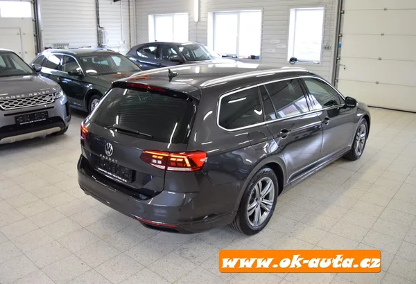 Volkswagen Passat 2.0 TDI BUSINESS DSG 97 000 KM - foto 8