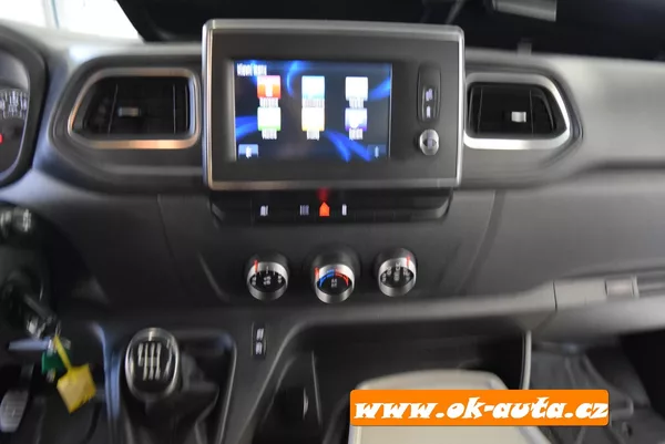 Renault Master 2.3 DCi 7 MÍST GRAND L3H2 - foto 40