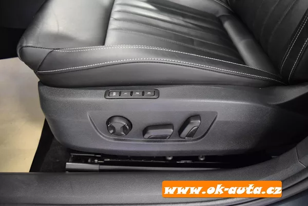 Škoda Superb 1.4 TSI iV LAURIN & KLEMENT - foto 16