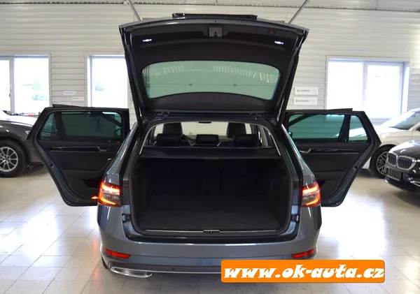 Škoda Superb 1.4 TSI iV LAURIN & KLEMENT - foto 21