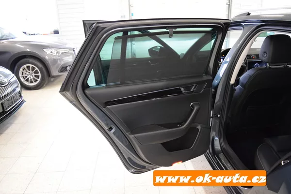 Škoda Superb 1.4 TSI iV LAURIN & KLEMENT - foto 33
