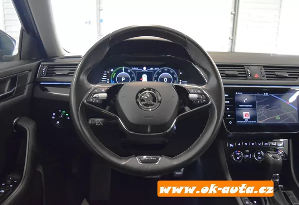 Škoda Superb 1.4 TSI iV LAURIN & KLEMENT - foto 38