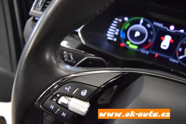 Škoda Superb 1.4 TSI iV LAURIN & KLEMENT - foto 45