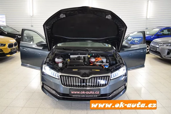 Škoda Superb 1.4 TSI iV LAURIN & KLEMENT - foto 72