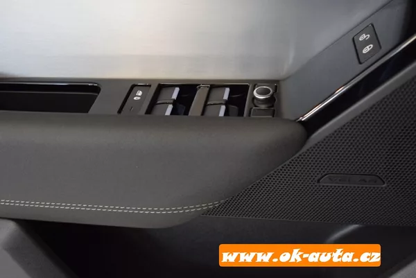 Land Rover Range Rover Velar R-DYNAMIC AWD 2021-DPH - foto 39
