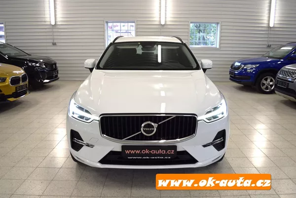 Volvo XC60 2.0 B4 AWD MOMENTUM 2022 - foto 12