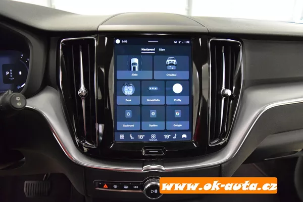 Volvo XC60 2.0 B4 AWD MOMENTUM 2022 - foto 37