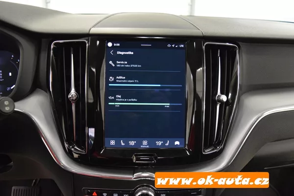 Volvo XC60 2.0 B4 AWD MOMENTUM 2022 - foto 39
