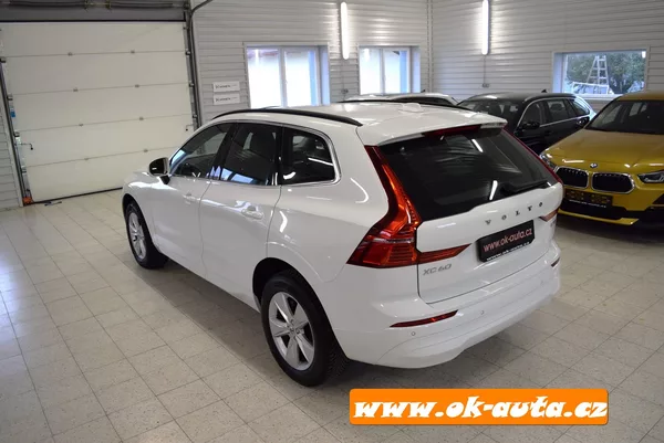 Volvo XC60 2.0 B4 AWD MOMENTUM 2022 - foto 4