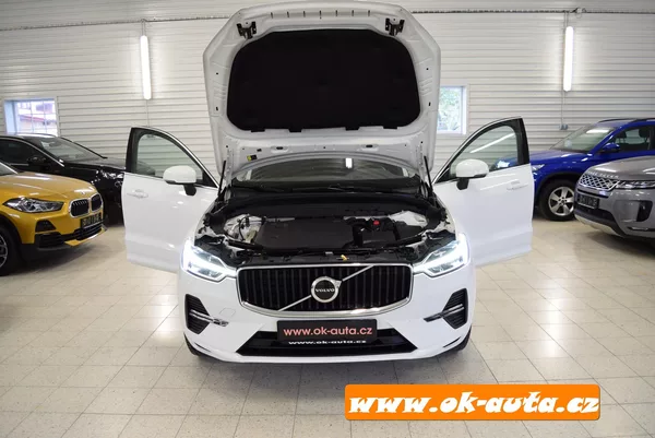 Volvo XC60 2.0 B4 AWD MOMENTUM 2022 - foto 44