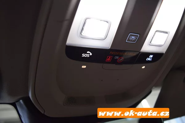 Volvo XC60 2.0 B4 AWD MOMENTUM 2022 - foto 50