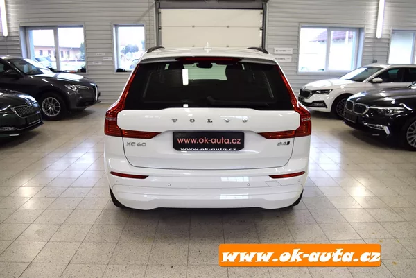 Volvo XC60 2.0 B4 AWD MOMENTUM 2022 - foto 6