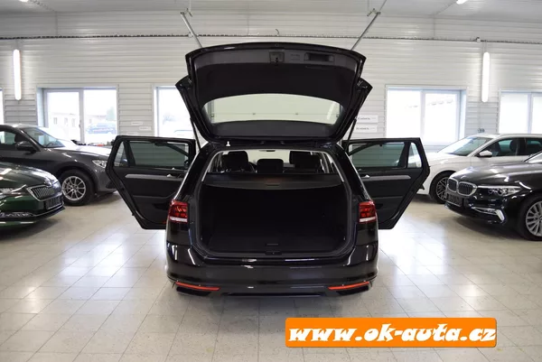 Volkswagen Passat 2.0 TDI BREAK LIFE DSG 2023 - foto 17