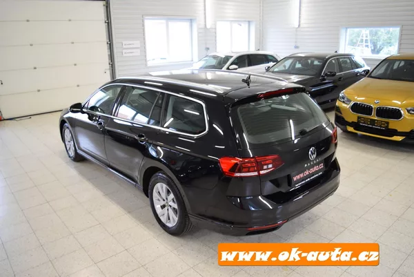 Volkswagen Passat 2.0 TDI BREAK LIFE DSG 2023 - foto 4
