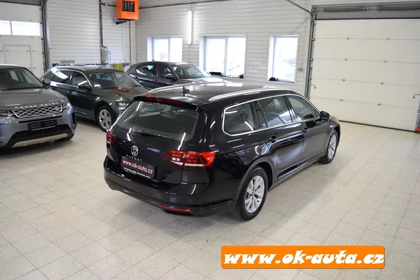 Volkswagen Passat 2.0 TDI BREAK LIFE DSG 2023 - foto 8