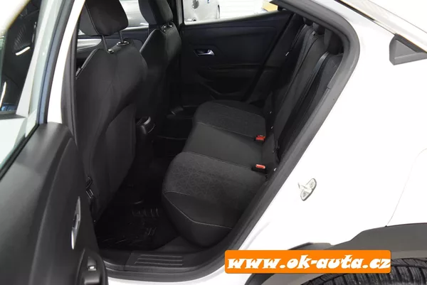 Opel Mokka 1.2 PT EDITION ČR 2023 - foto 14