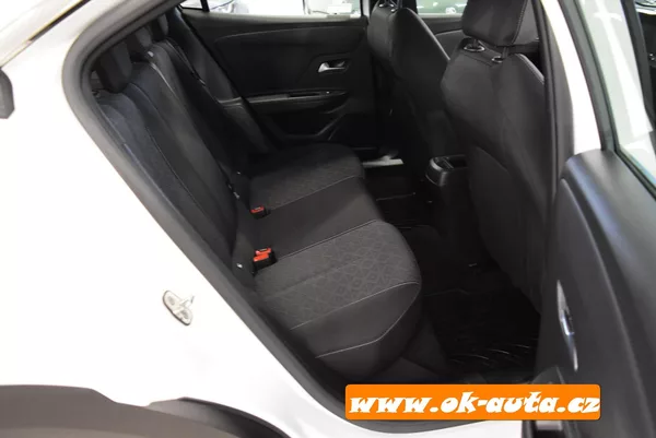 Opel Mokka 1.2 PT EDITION ČR 2023 - foto 16
