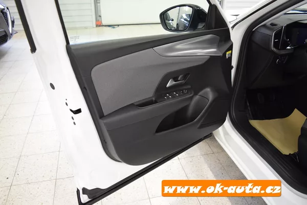Opel Mokka 1.2 PT EDITION ČR 2023 - foto 24