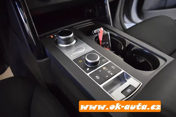 Land Rover Discovery 2.0 TD4 AWD 177 kW 2020 - foto 40