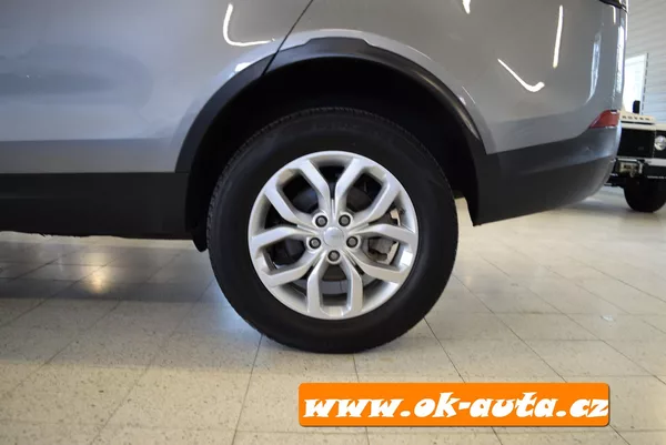 Land Rover Discovery 2.0 TD4 AWD 177 kW 2020 - foto 7