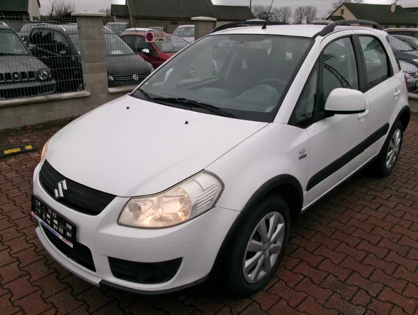 Suzuki SX4 1.9DDiS 4x4 KLIMA výhřev TAŽNÉ