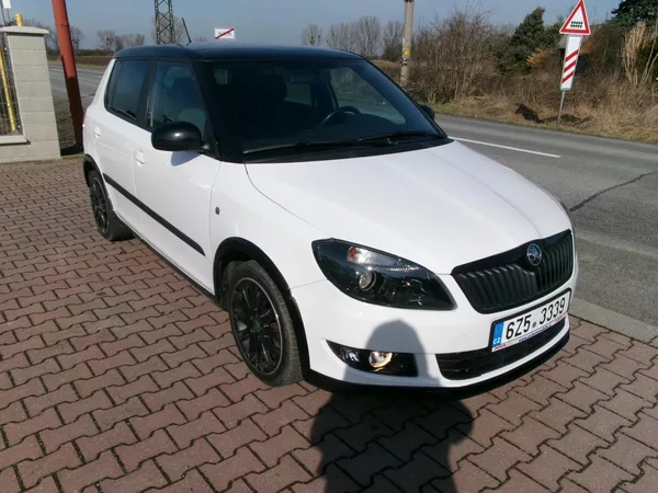 Škoda Fabia 1,2 TSI KLIMA ALU HF BT - foto 4