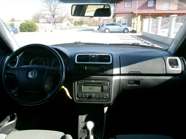 Škoda Fabia 1,4 16V AC ALU VÝHŘEV - foto 14