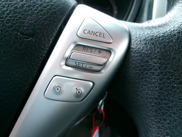 Nissan Note 1.2i AC BT HF ALU TEMP - foto 21