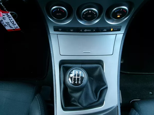 Mazda 3 1,6i AC TEMP ALU BT - foto 21
