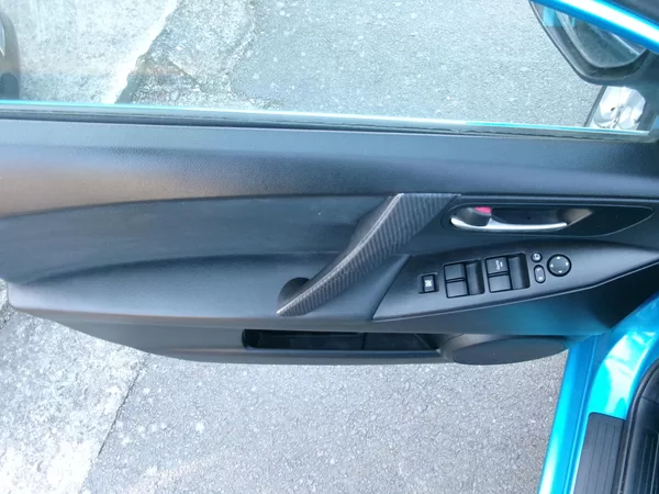 Mazda 3 1,6i AC TEMP ALU BT - foto 22