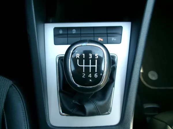 Škoda Octavia 1,4 TSI AC BT NAVI TEMP - foto 22