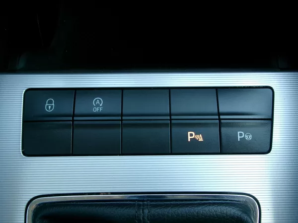 Škoda Octavia 1,4 TSI AC BT NAVI TEMP - foto 23
