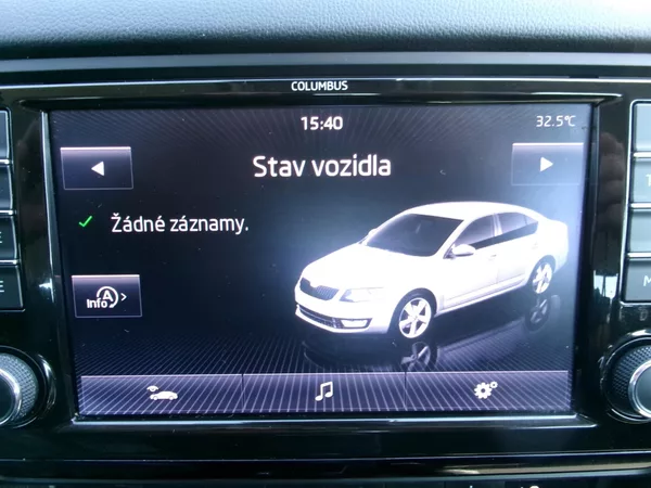 Škoda Octavia 1,4 TSI AC BT NAVI TEMP - foto 27