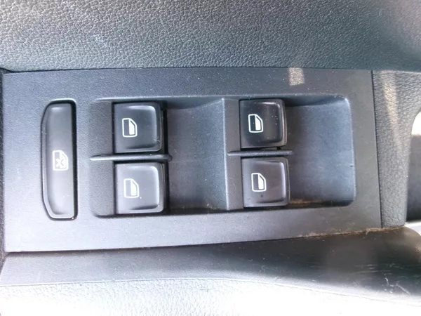 Škoda Octavia 1,4 TSI AC BT NAVI TEMP - foto 31