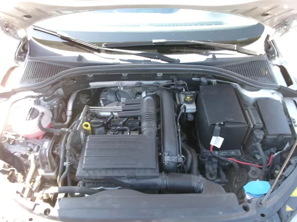Škoda Octavia 1,4 TSI AC BT NAVI TEMP - foto 37