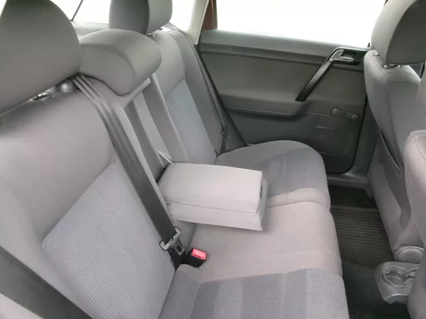 Volkswagen Polo 1,4 16V COMFORT AC ISOFIX - foto 12