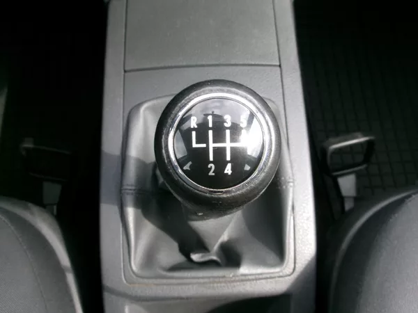 Volkswagen Polo 1,4 16V COMFORT AC ISOFIX - foto 18