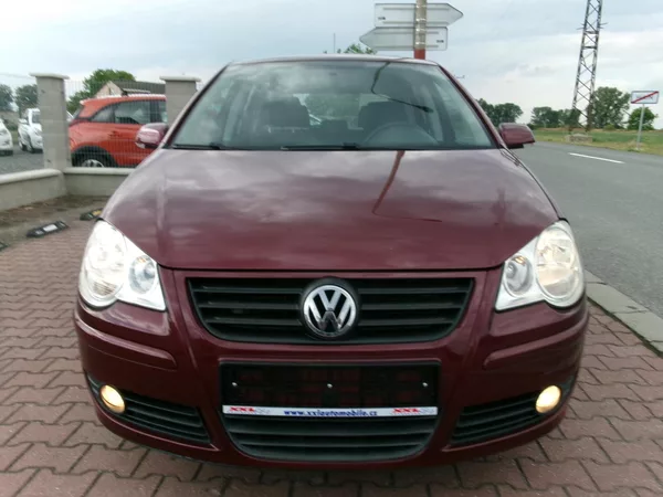 Volkswagen Polo 1,4 16V COMFORT AC ISOFIX - foto 3