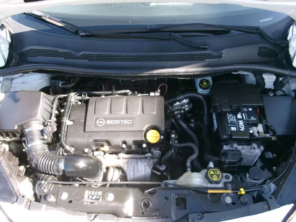 Opel Corsa 1,4T KLIMA TEMP ALU ČR - foto 24