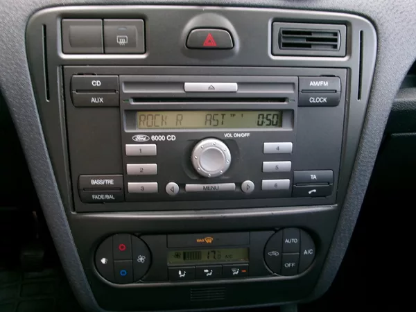 Ford Fusion 1,4 16V AUTOKLIMA rozvody - foto 23