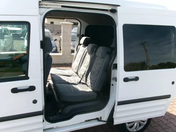 Ford Tourneo Connect 1,8 TDCi KLIMA TAŽNÉ - foto 13