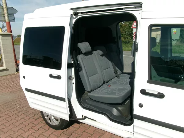 Ford Tourneo Connect 1,8 TDCi KLIMA TAŽNÉ - foto 14