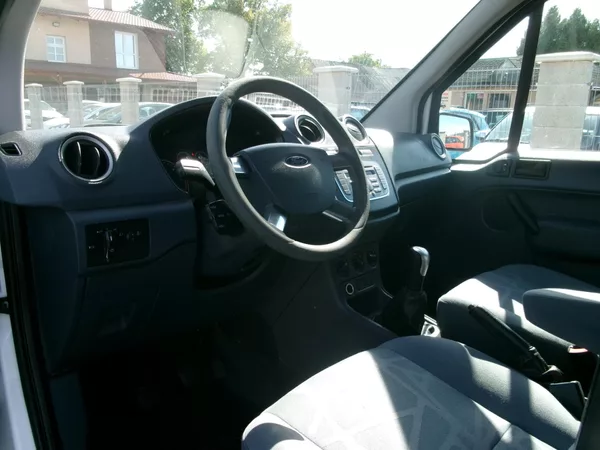 Ford Tourneo Connect 1,8 TDCi KLIMA TAŽNÉ - foto 23