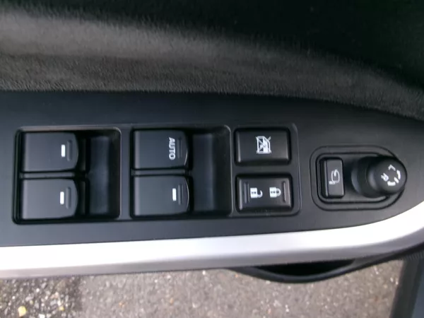 Suzuki Vitara 1,4 BJet 4x4 NAVI ACC ALU - foto 25