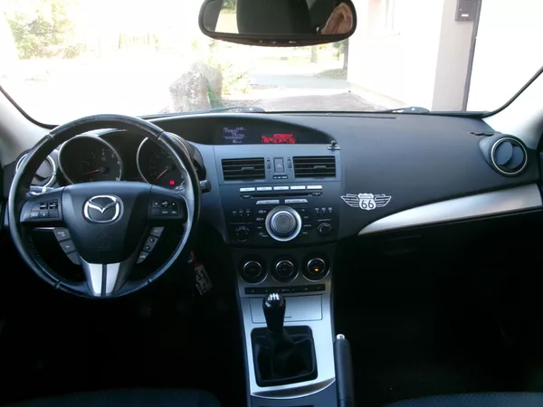 Mazda 3 1,6 16V AUTOKLIMA 90th EDITION - foto 13