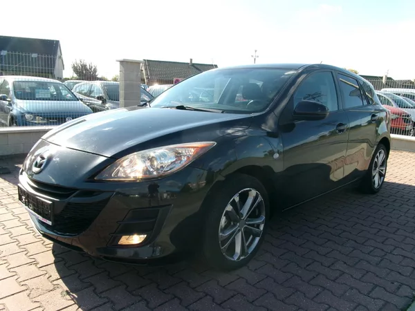 Mazda 3 1,6 16V AUTOKLIMA 90th EDITION - foto 2